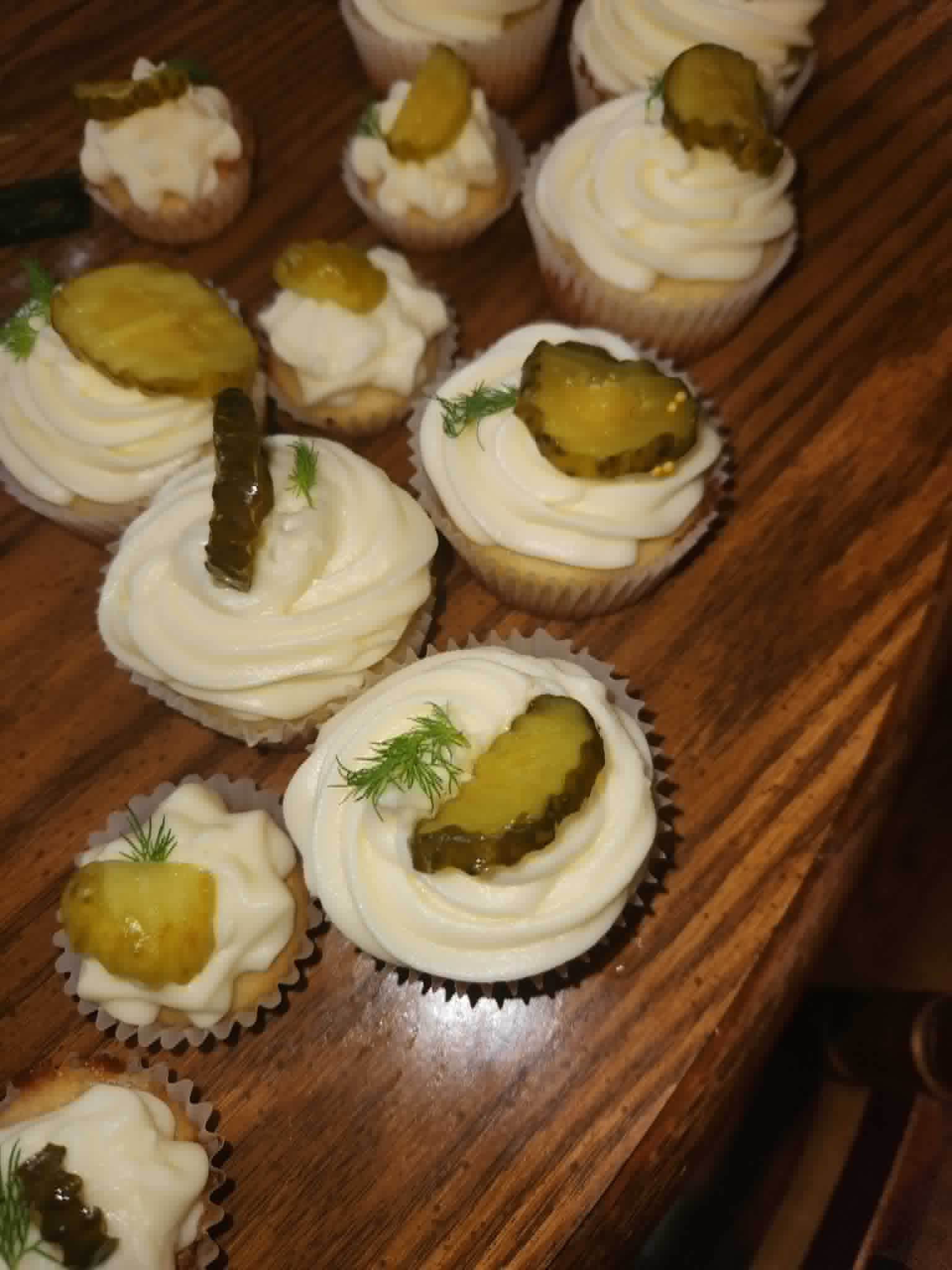 Chocolate cupcakes with decorative frosting